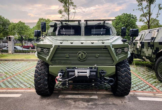 China defiende el equipo militar a prueba de balas del campo de batalla del vehículo 6x6 300hp de Off Road