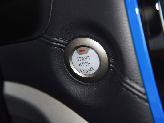 5 zitplaatsen EV pick-up New Energy elektrische vrachtwagen pick-up 5,2 m lengte RWD