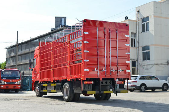 Fila de DongFeng D9K 4x2 del camión de Delivery Cargo Transport de la cerca sola