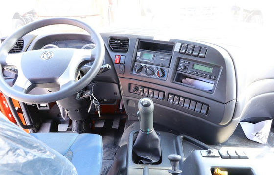 Xe đầu kéo 6x4 Dongfeng Trọng lượng kéo 40 tấn Công suất diesel 400hp