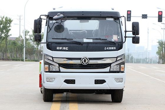 9 Cbm Rắc nước nhẹ Xe tải 4x2 bánh xe chạy bằng động cơ Diesel Tay lái trái