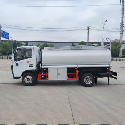 Тележка транспорта масла керосина Cbm колеса 4,5 автоцистерны дизельного топлива 4x2 бензина