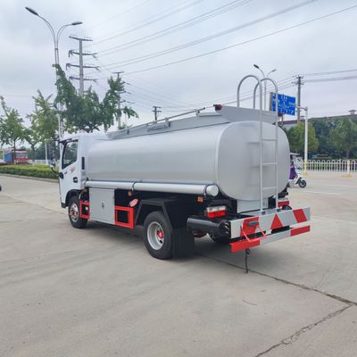 Тележка транспорта масла керосина Cbm колеса 4,5 автоцистерны дизельного топлива 4x2 бензина