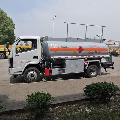 Тележка транспорта масла керосина Cbm колеса 4,5 автоцистерны дизельного топлива 4x2 бензина