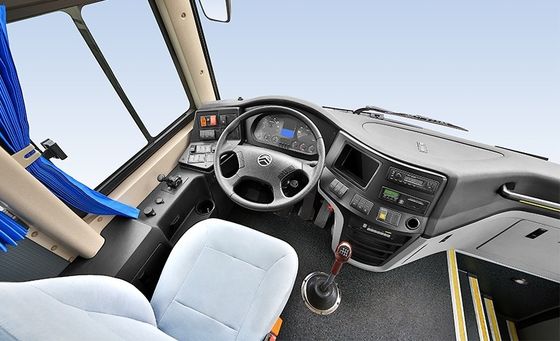 43 सीट इलेक्ट्रिक शटल बस माइलेज 380 किमी व्हीलबेस 5200 मिमी कोच ट्रैवल बस
