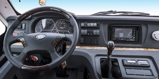 24 - 51 Kursi Bus Antar-Jemput Siswa 8.7m 150hp Transportasi Bus sekolah